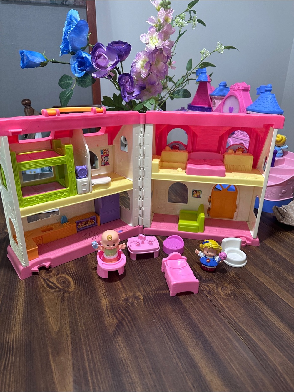 Fisher-Price Little People Happy Sounds Home dollhouse playset -tested